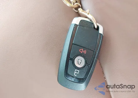 2023 Ford Maverick Lariat z USA, uszkodzony, nr VIN 3FTTW8F98PRA66872